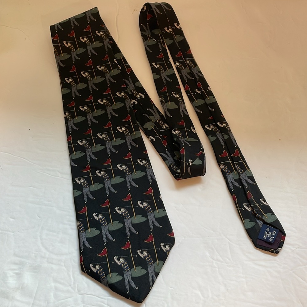 Pebble Beach golf necktie tie 100% silk USA made 56” X 4” black with golfer - Picture 2 of 6